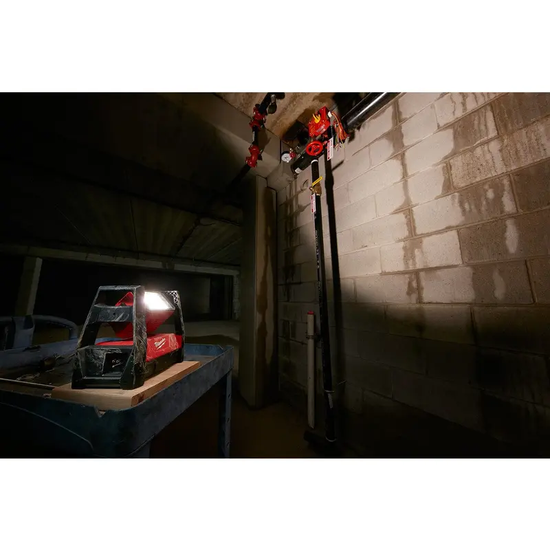 Milwaukee 2360-20 Trueview M18 / Corded 3,000-Lumen LED Flood Light (PROMO)