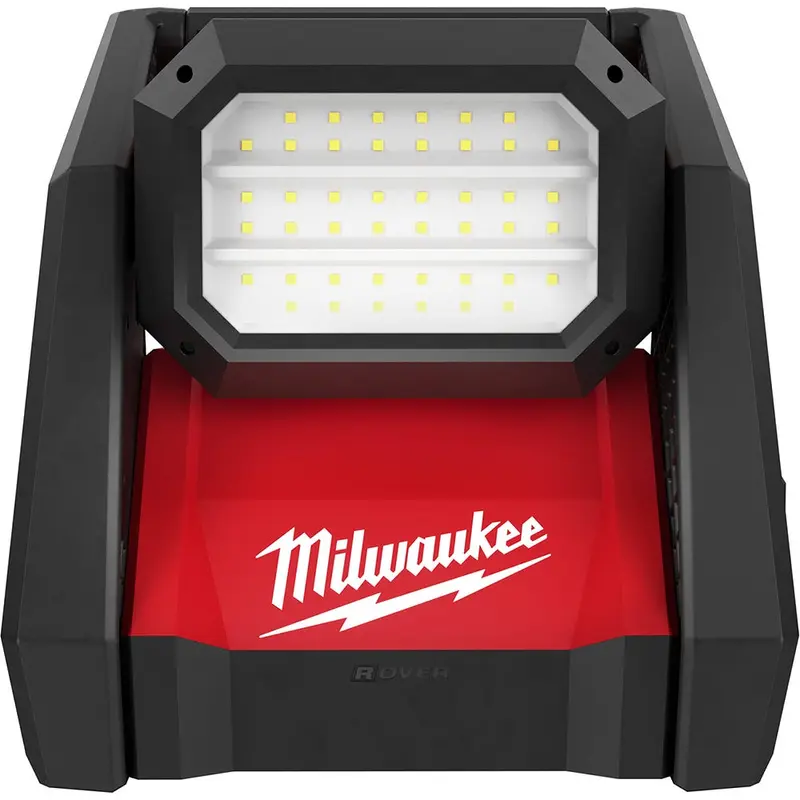 Milwaukee M18 ROVER Dual Power Flood Light with M18 XC 5.0Ah Battery Pack