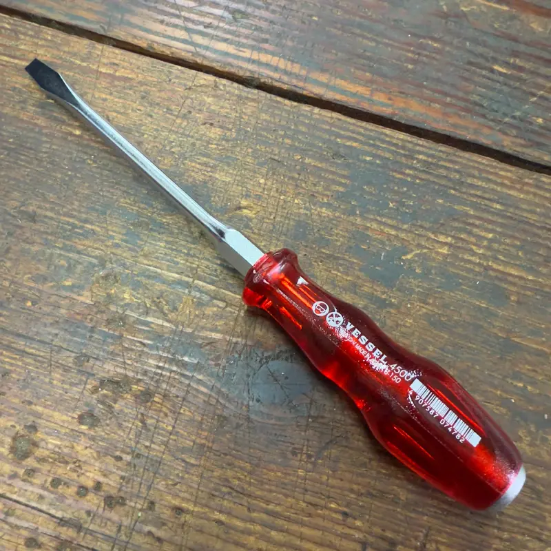 Vessel Slotted 8 x 150mm Power Grip Screw Driver (4500S8150)