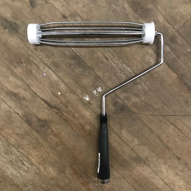 Paint Roller Frame 9" Cage Type Plastic Handle (MB-9510)