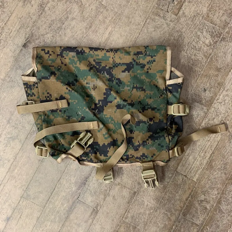 New USMC US Military Radio Pouch Marpat  (2b765)