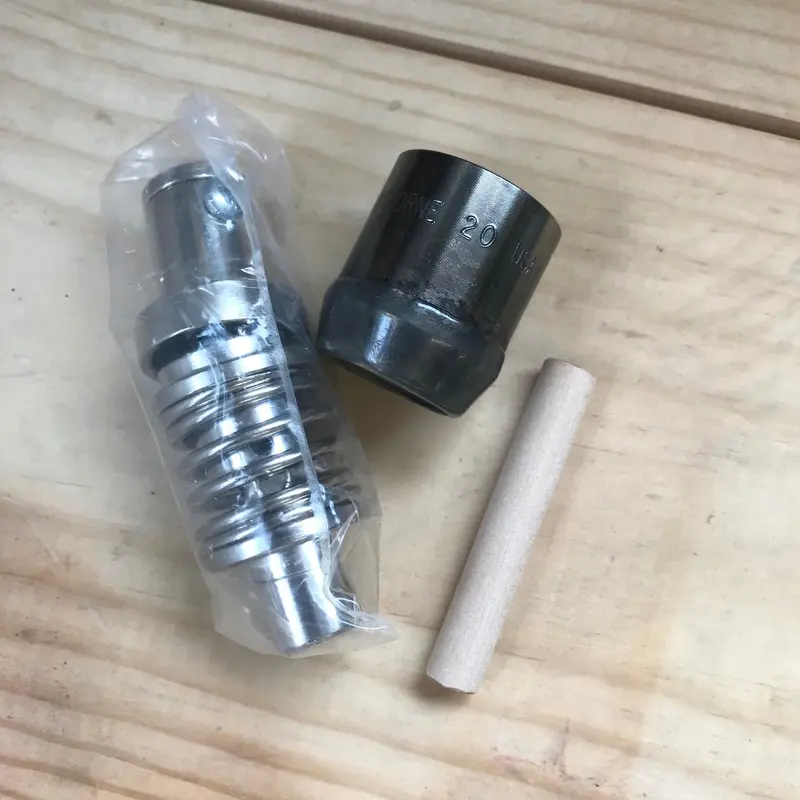 C. S. Osborne Die w/ Cutter 2 Pc. Set (WDIHUC202)