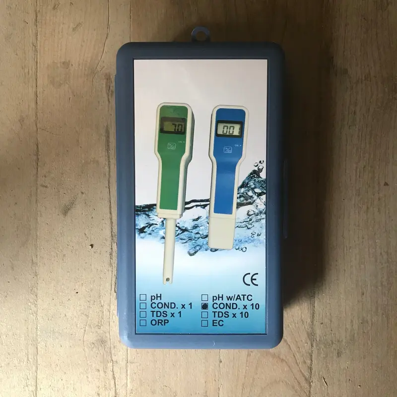 General Tools Pocket Conductivity Meter With ATC and Case (C0502)