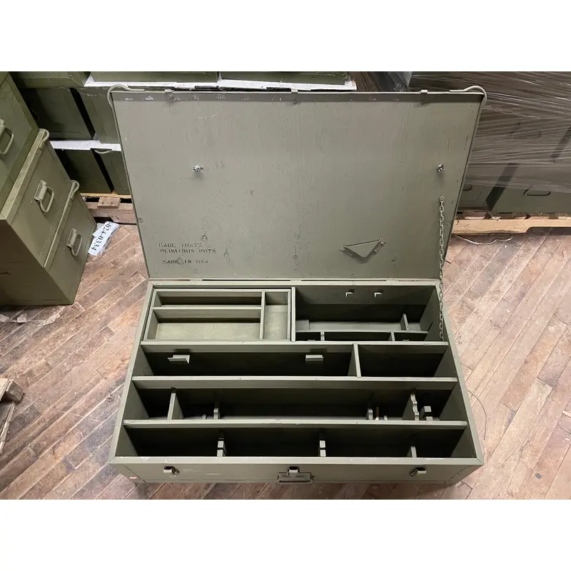 U.S. Large Carpenter's Tool Chest (37 1/2" x 10" x 22")