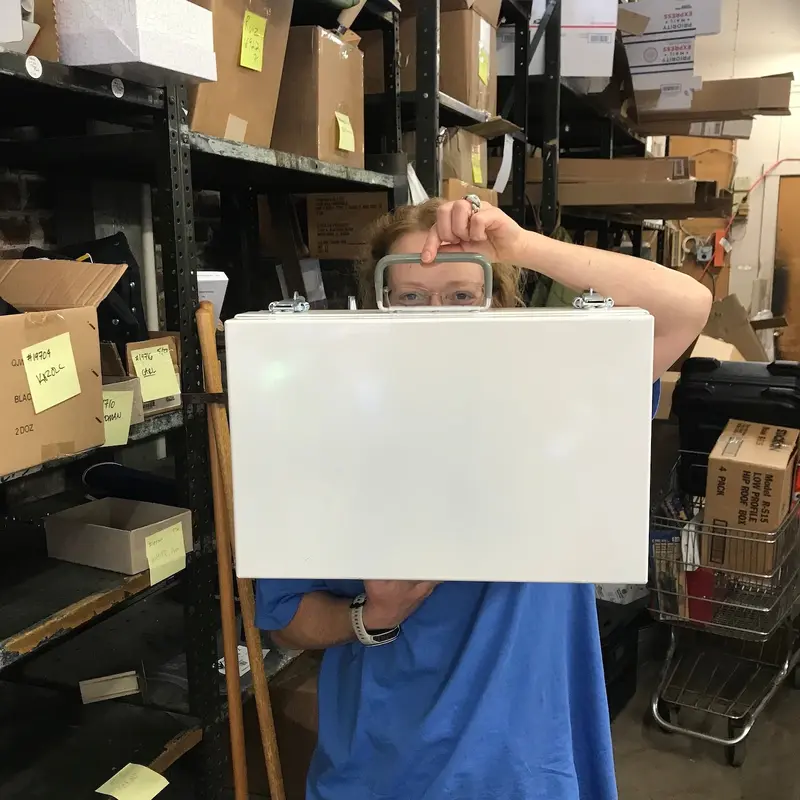 Valley Industries White Metal Navy Box (RNWY-BRD)