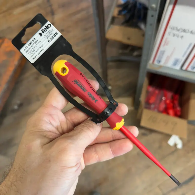 Felo E-slim Insulated Slotted 5/32" (4mm) x 4" Flat Blade Ergonic VDE Screwdriver (62639)