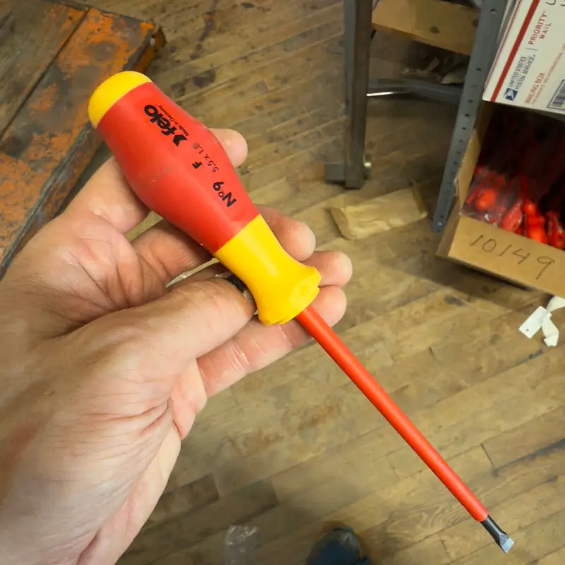 Felo Insulated Slotted No.9 7/32 x 5" Length Ergonic VDE Screwdriver (64739)