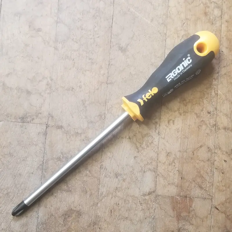 Felo Ergonic #3 x 5 7/8" Phillips Screwdriver (53689)