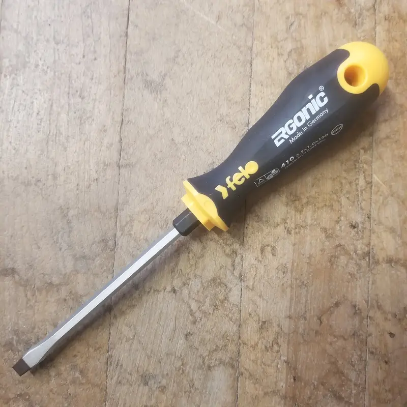 Felo Ergonic 5/32" x 3 7/8" Slotted Screwdriver w/ Hex Bolster (52785)